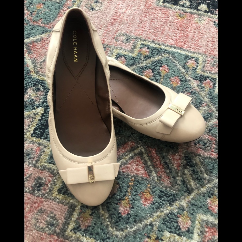 Cole Hahn nude ballet flats.